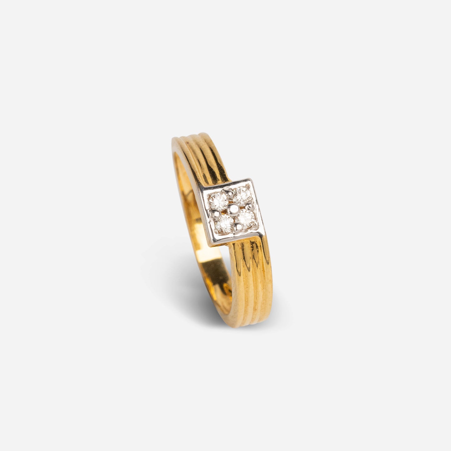 One Yellow Gold Ring-92103