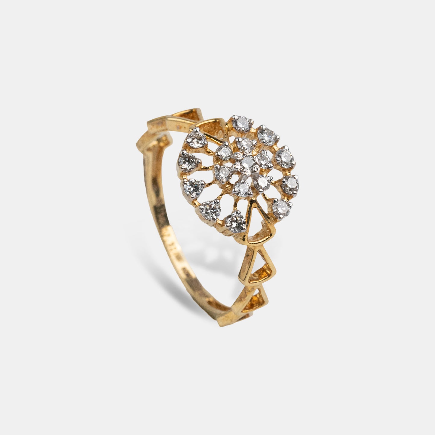 One Yellow Gold 18 Kt-82406